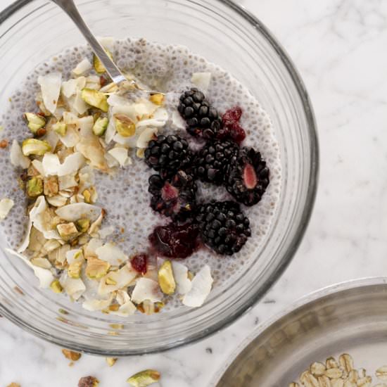 Chia breakfast bowl