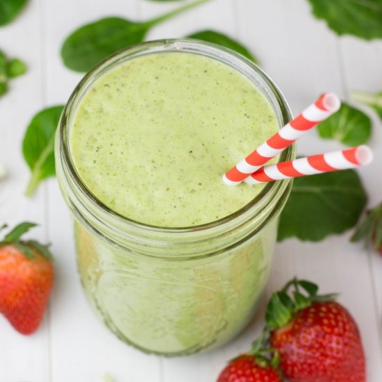 Pineapple Spinach Green Smoothie