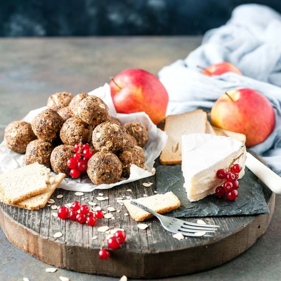 Apple Pie Energy Balls