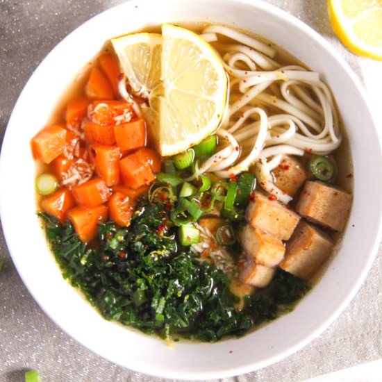 Soba Noodles Tofu Soup with Kale