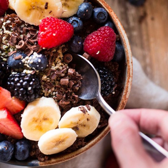 Chocolate Quinoa Breakfast Bowl