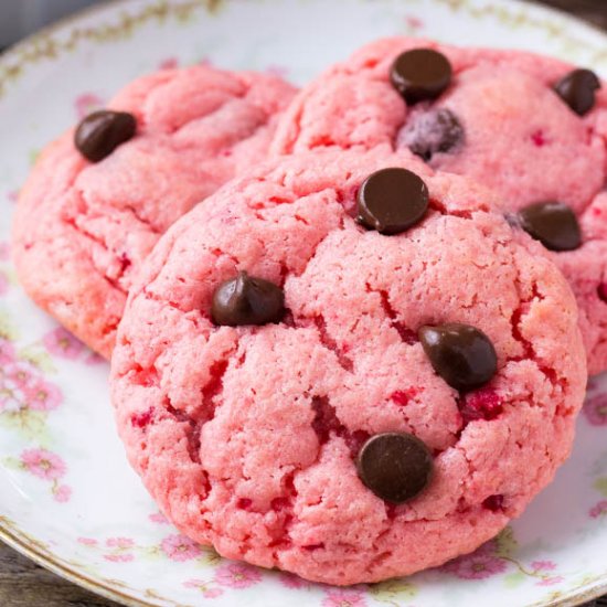 Strawberry Chocolate Chip Cookies