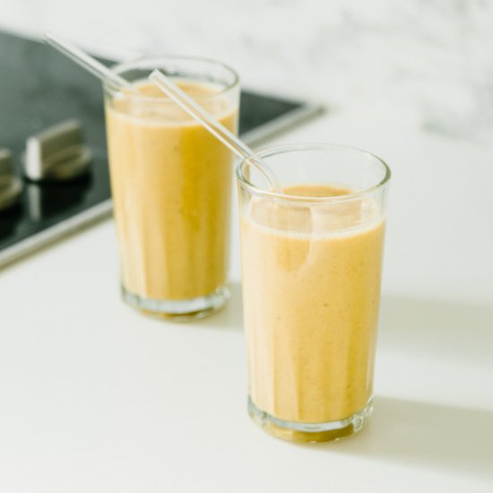 Golden Milk Turmeric Smoothie