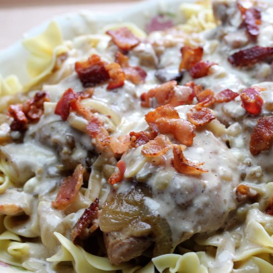 Slow Cooker Smothered Chicken