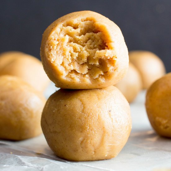 Peanut Butter No Bake Energy Bites