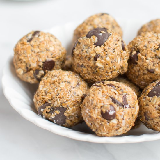 PB Chocolate Chip Energy Balls