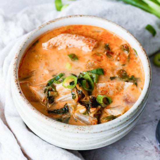 Whole30 Chicken Coconut Curry Soup