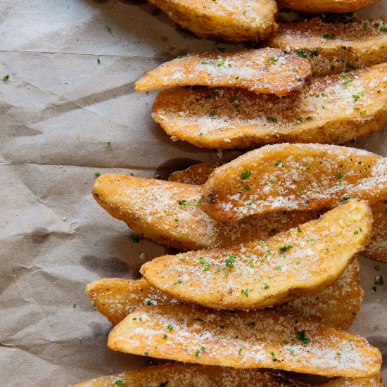 Crispy Baked Potato Wedges