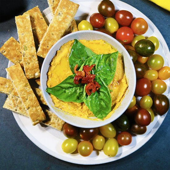 3 ingredient sundried tomato hummus