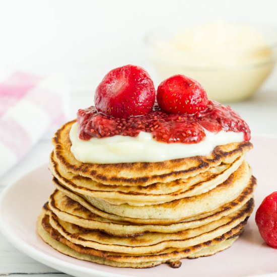 Pancake with vanilla and chia jam