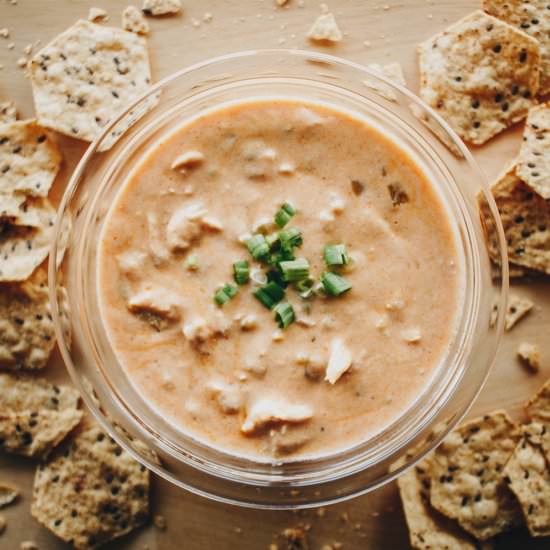 Buffalo Cheesy Chicken Queso