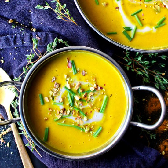 vegan turmeric cauliflower soup