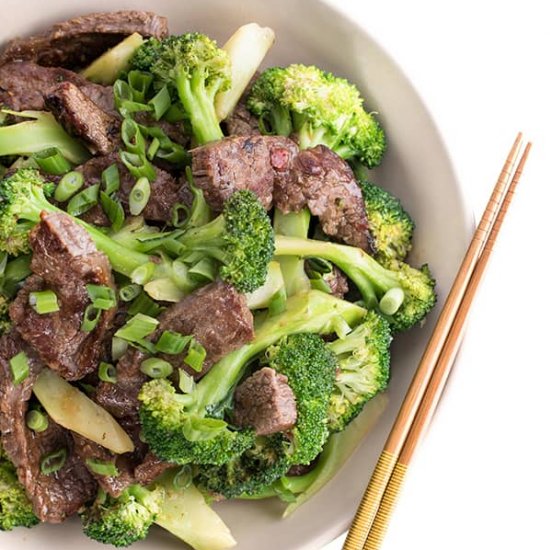 BEEF AND BROCCOLI STIR-FRY