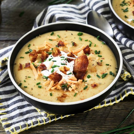 Vegan Baked Potato Soup