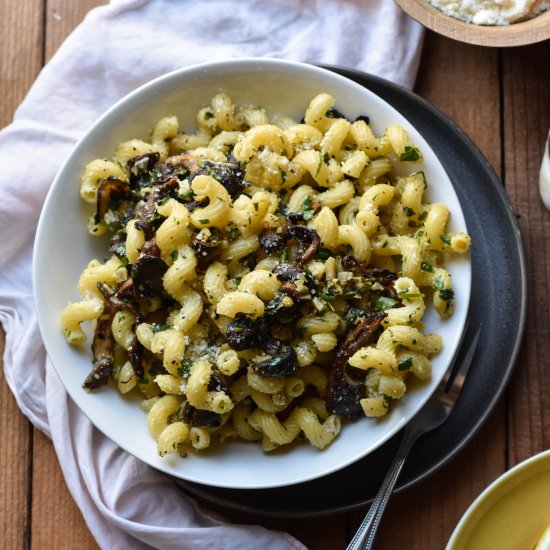 Gremolata Mushroom Pasta