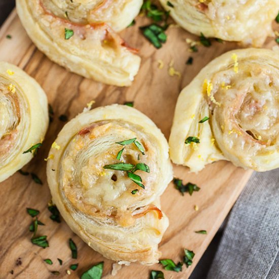 Gruyere and Prosciutto Pinwheels