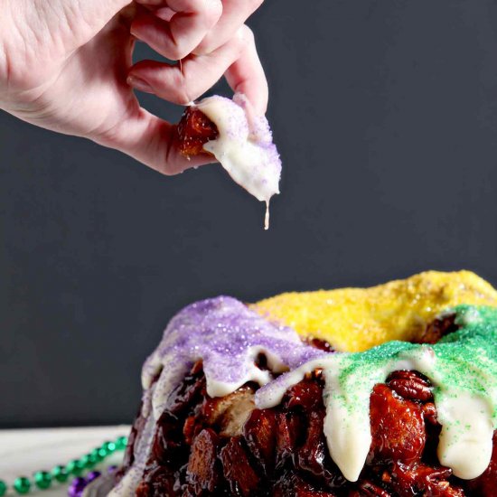 Praline Pull-Apart King Cake