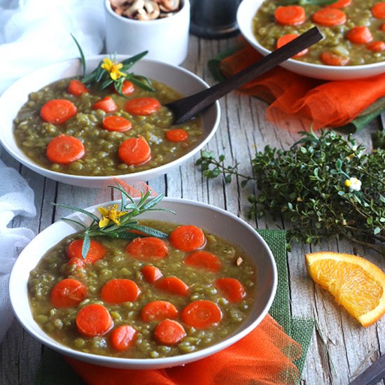 One Pot Vegan Split Pea Soup