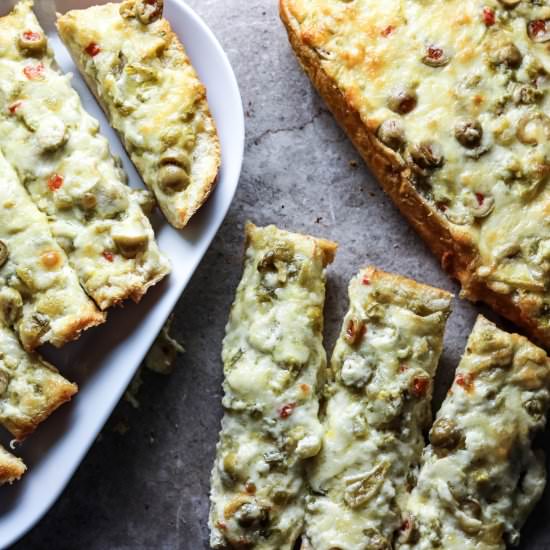 Jalapeño Olive Cheese Bread