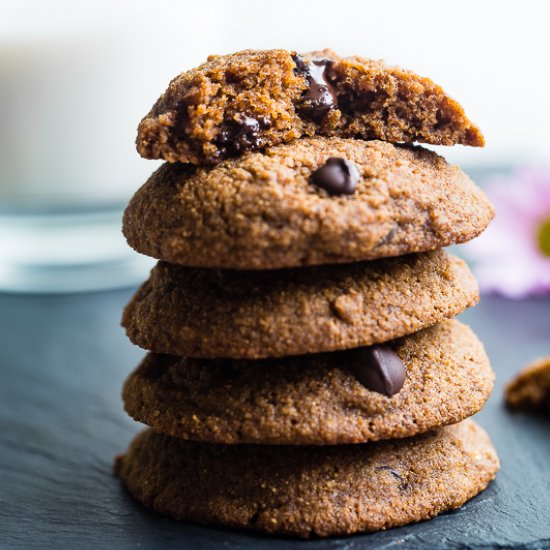 Chewy Paleo Chocolate Chip Cookies