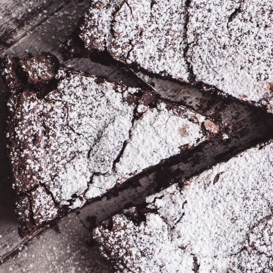 Flourless Belgian Chocolate Cake