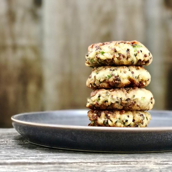 Crispy Quinoa Fish Cakes