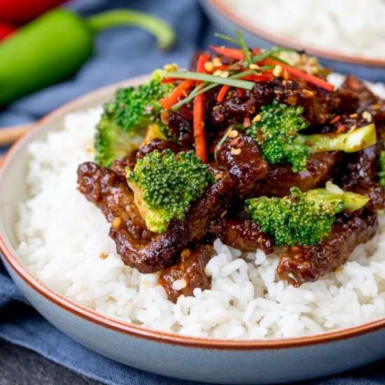 Crispy Chilli Beef with Broccoli