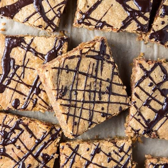 Grain-Free Peanut Butter Blondies