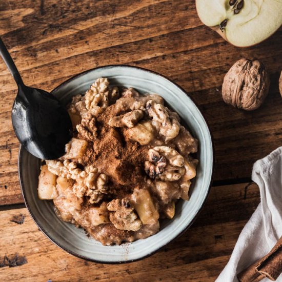 Baked apple porridge with cinnamon