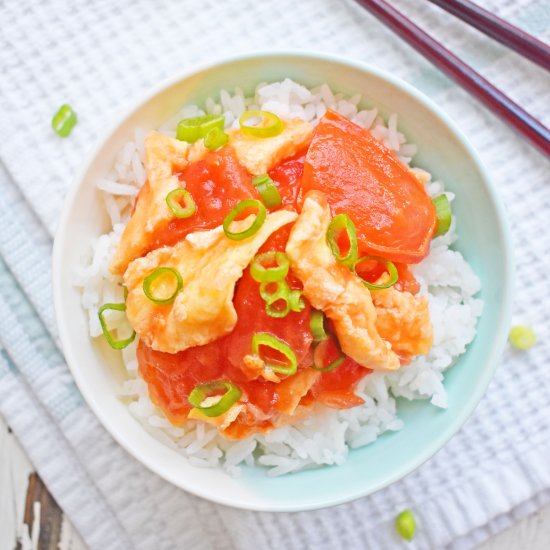 Chinese Home-Style Eggs and Tomatoes