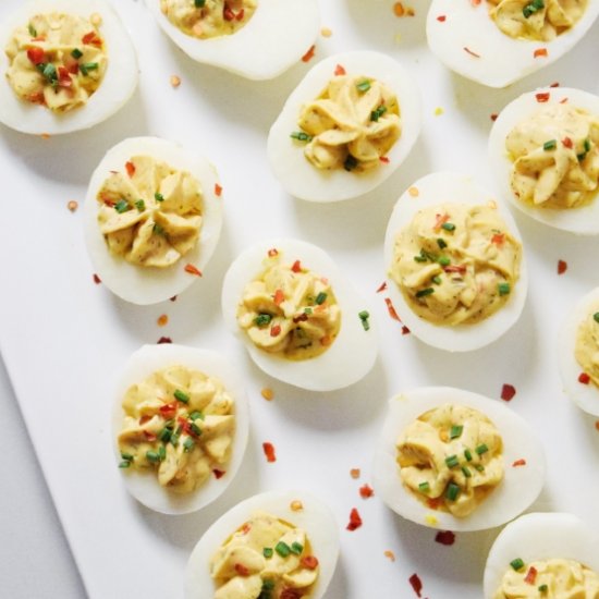 PALEO SPICY RANCH DEVILED EGGS