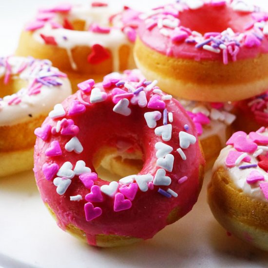 BAKED DOUGHNUTS VANILLA GLAZED