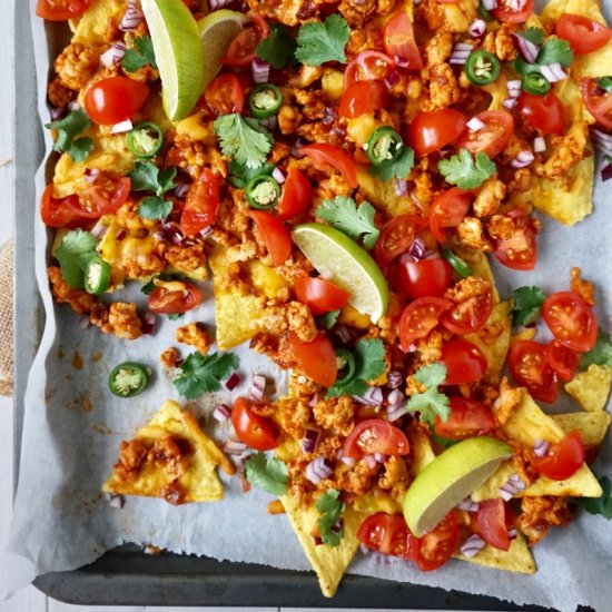 Skinny Sheet Pan Turkey Nachos