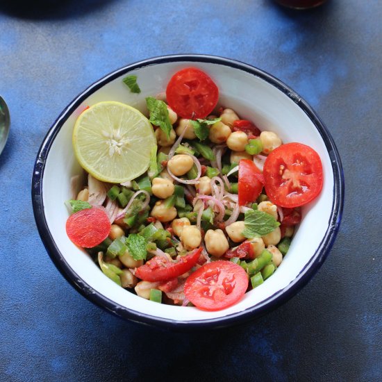 Fresh Chickpea Salad