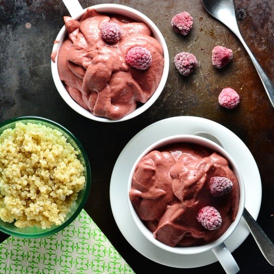 Quinoa Raspberry Smoothie Bowl