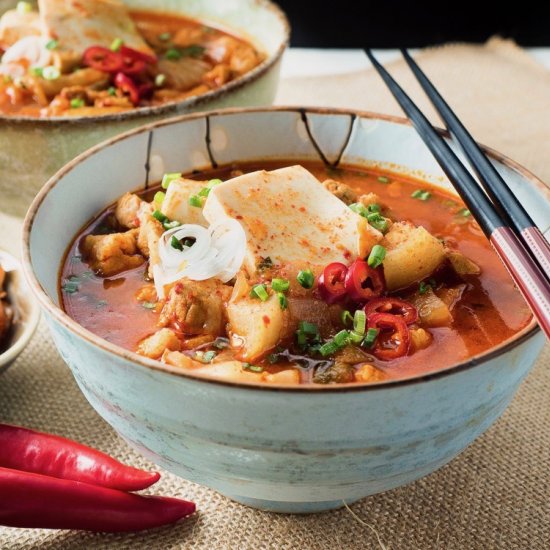 korean pork stew – kimchi jjigae