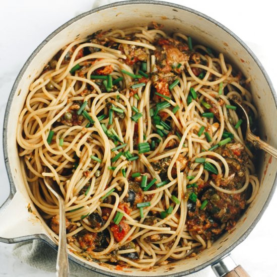 Sardine Puttanesca Spaghetti