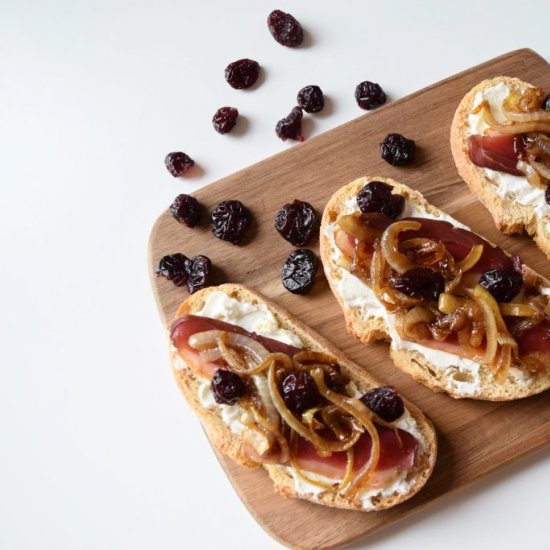 Italian Bruschetta with Duck