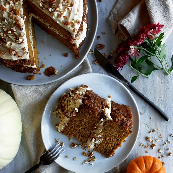 Pumpkin Pecan Praline Cake