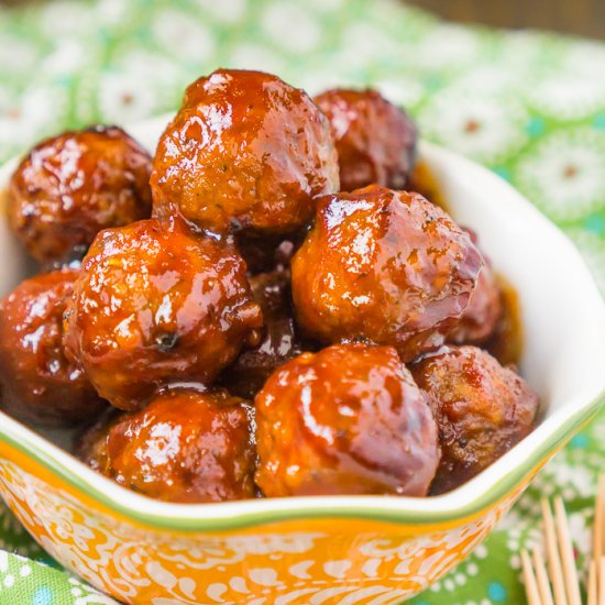 SWEET AND SOUR MEATBALLS