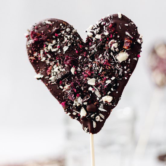 Valentine’s Chocolate Heart Pops