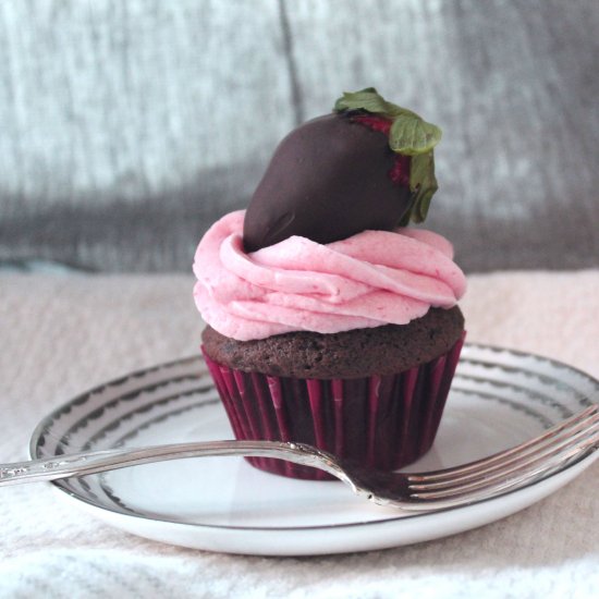 Chocolate Strawberry Cupcakes