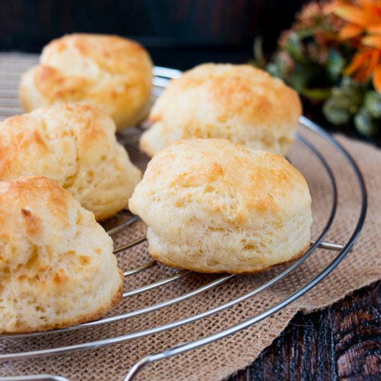 Easy Buttermilk Biscuits