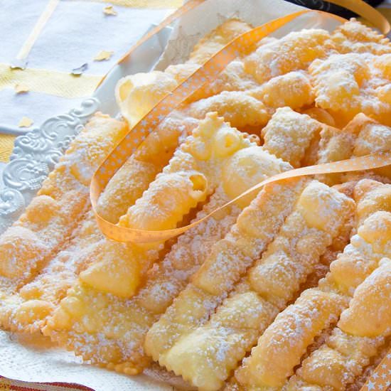 Chiacchiere – Carnival Fritters