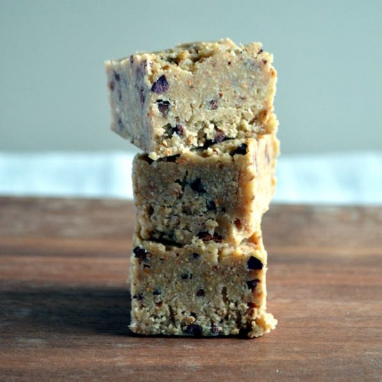 No Bake Tigernut Blondies