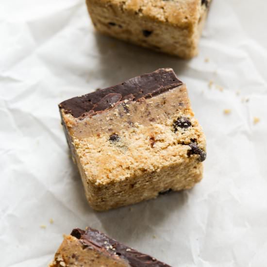 Caramel Salted Maca Cookie Bars