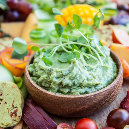 Avocado white bean dip