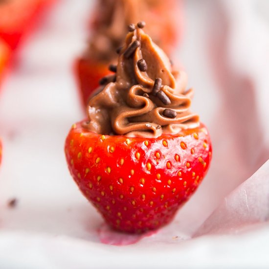 Chocolate Cheesecake Strawberries