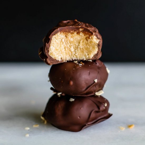 Vegan Coconut Maca Mounds