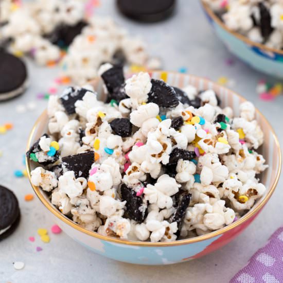 Oreo Funfetti Popcorn